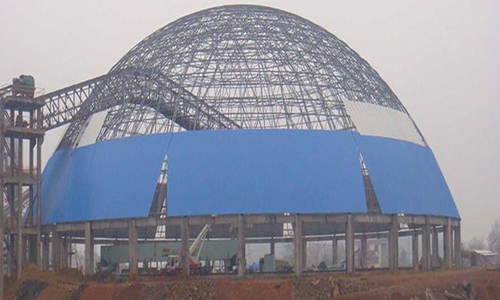 新泰螺栓球网架加工的注意事项